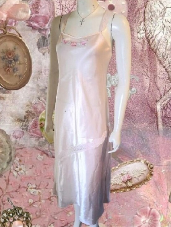 PINK Victoria's Secret Other - Y2K PINK Victoria's Secret Pink Floral Embroidery Lace Trim Satin Slip Dress L